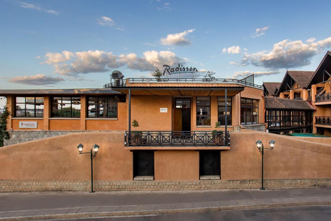 Radisson Hotel Tamboho Waterfront Antananarivo Exterior photo