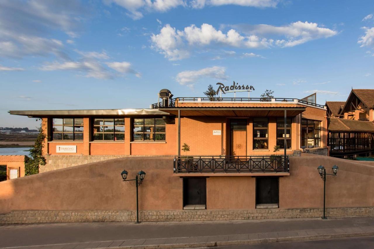 Radisson Hotel Tamboho Waterfront Antananarivo Exterior photo