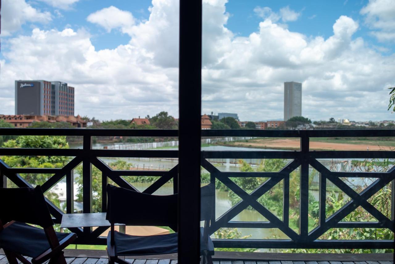 Radisson Hotel Tamboho Waterfront Antananarivo Exterior photo